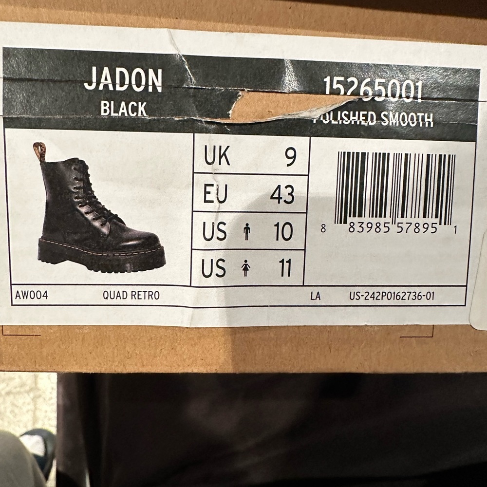 Dr. Martin’s boots. - Picture 5 of 6